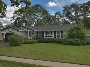 41 Avon Rd, Elk Grove Village, IL 60007
