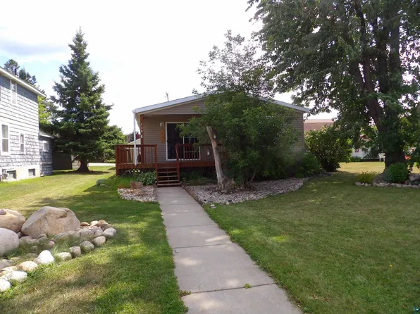 118 4th Ave S, Biwabik, MN 55708