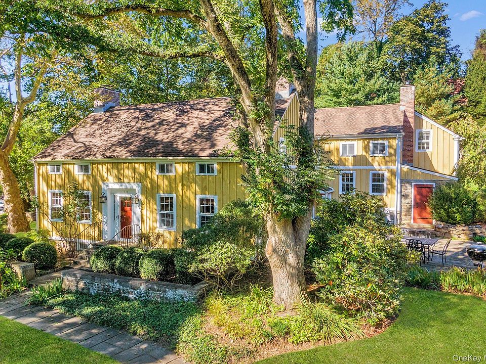 1st image of 333 W Hartsdale Avenue