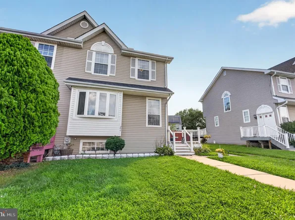 244 Auckland Dr, Newark, DE 19702