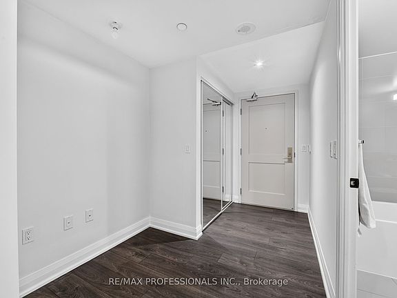 5th image of 10 Gibbs Rd #406