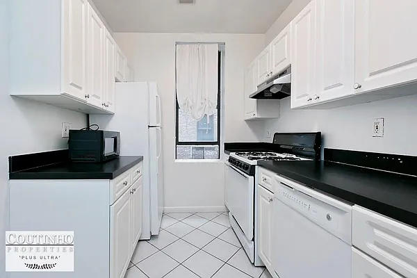 Rented by Charles Coutinho LLC | media 13