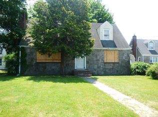 150 Grand Ave, Freeport, NY 11520