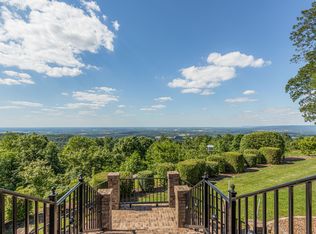 7711 Rowe Gap Rd, Belvidere, TN 37306