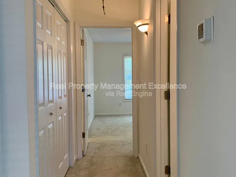 205 Will Ct — Photo 9