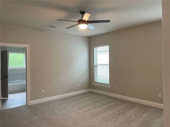 5th image of 265 Hidden Cypress Dr