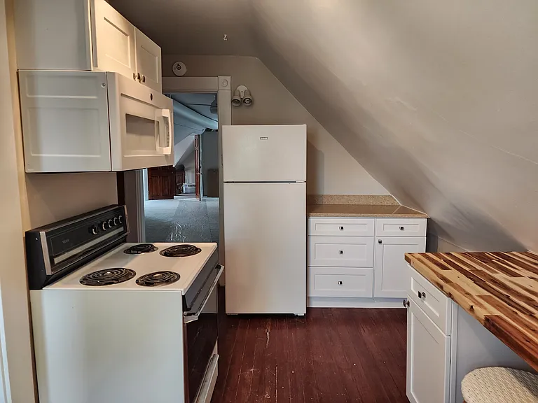2719 Cleinview Ave #3 — Photo 8