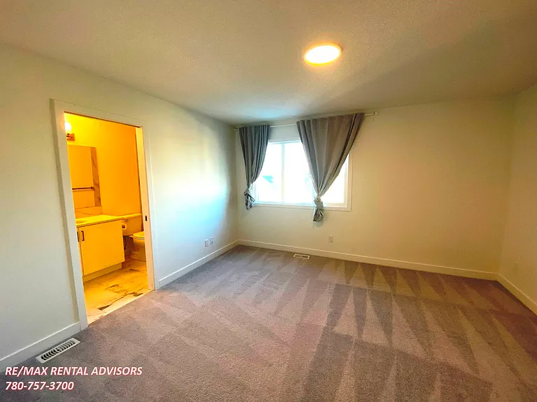 1007 Daniels Loop SW — Photo 12