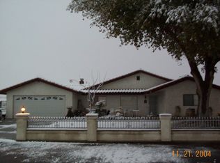 12170 Indian River Dr, Apple Valley, CA 92308