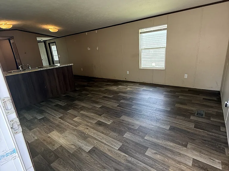 1621 N Liberty St #35 — Photo 9
