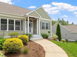 16 Trailside Dr, Amherst, NH 03031