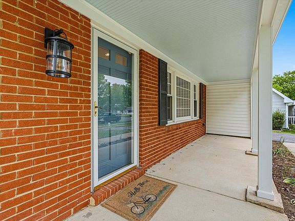 3rd image of 5406 Dunsmore Rd