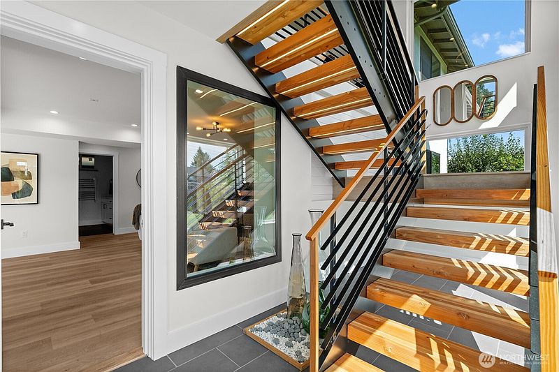 3rd image of 12208 SE 192nd Street