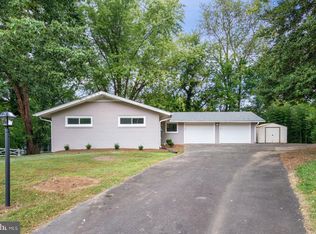 10010 Morningside Ct, Fairfax, VA