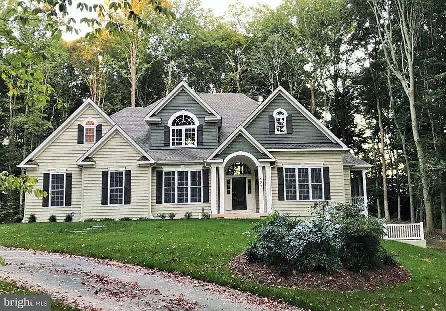1st image of 803 Charlie Mann Ct