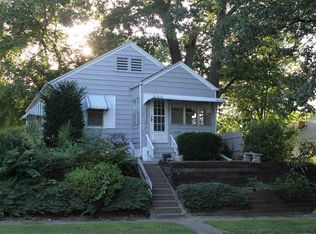 1167 26th St #A, Moline, IL 61265