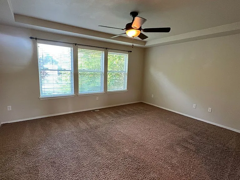 7147 Prism St SE — Photo 15