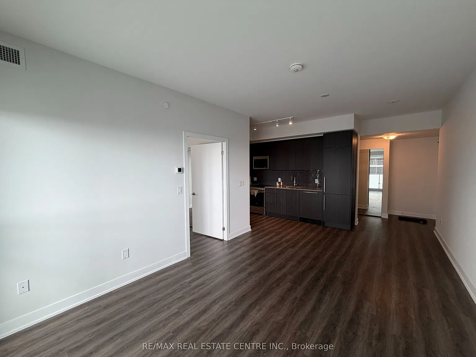 1 bed, $2,050 — Photo 2