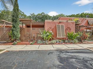 1533 Fairway Rd, Pembroke Pines, FL 33026