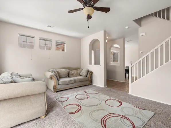 5236 Na Pali St NE, Albuquerque, NM 87111