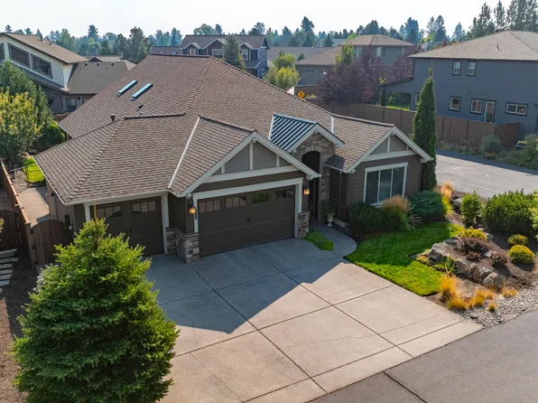 61120 Manhae Loop, Bend, OR 97702