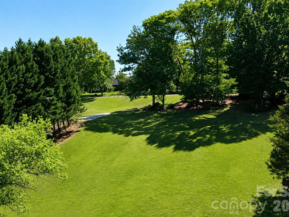 1st image of 0 Vista Dr