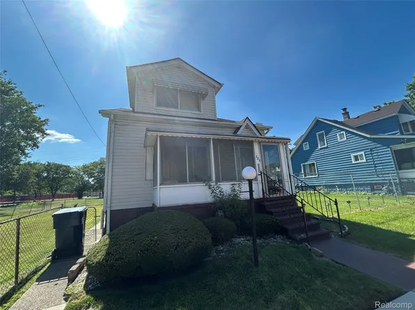 221 Campbell St, River Rouge, MI 48218