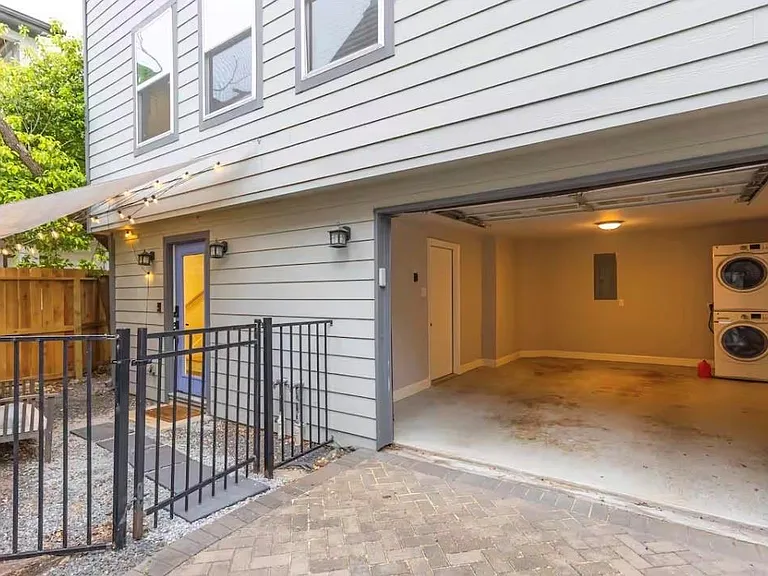1716 Colquitt St #A — Photo 12