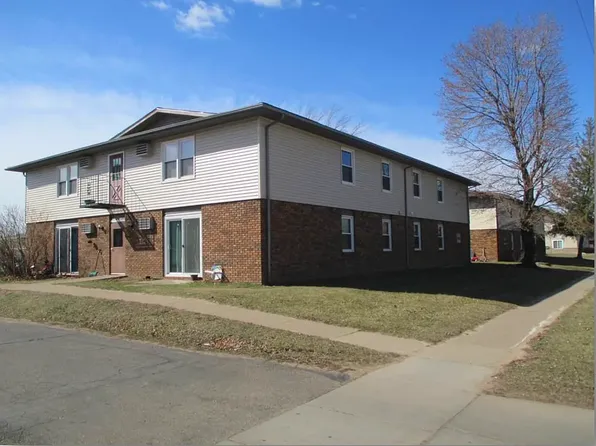 2511 Golf Rd APT 3, Eau Claire, WI 54701