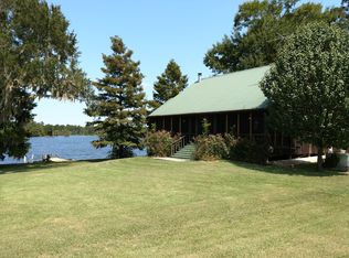 206 Hall Dr, Montgomery, LA 71454