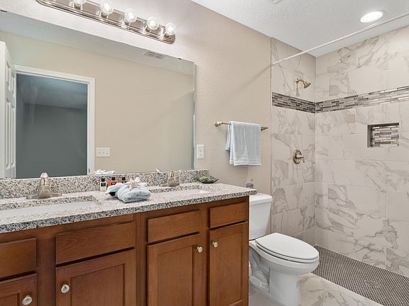 5th image of 3404 Kingston St