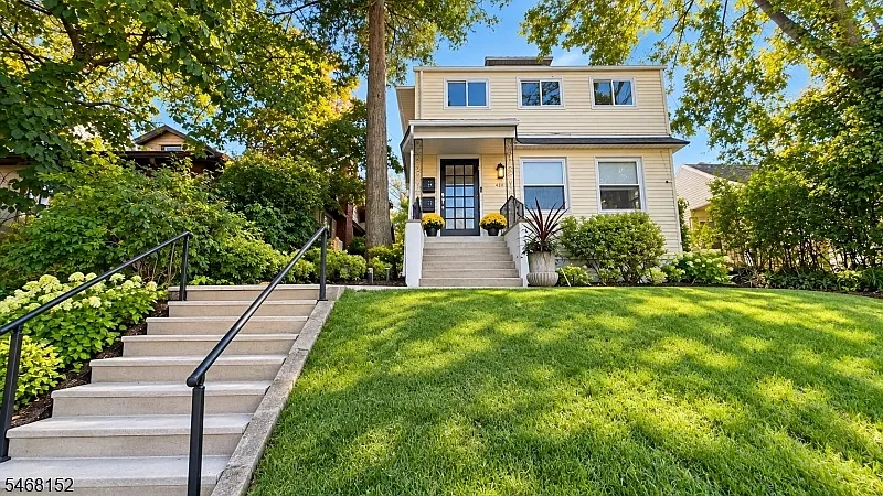 2 bed, 1.0 bath, $2,950 — Photo 1