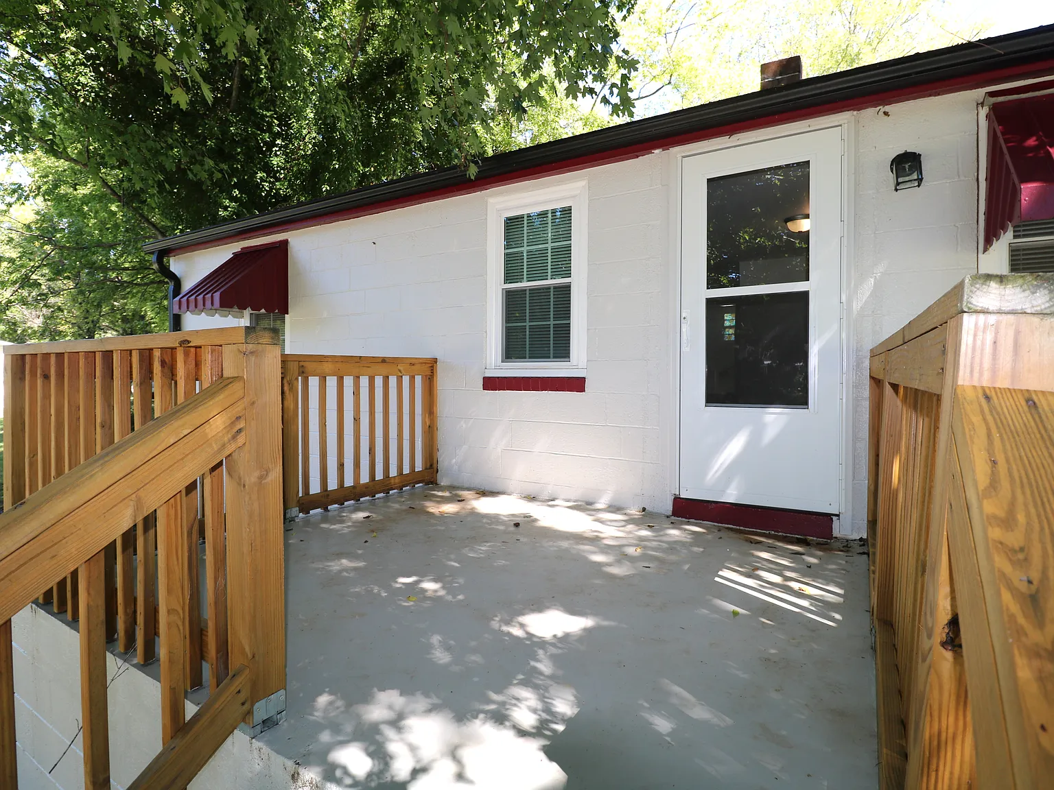 2 bed, $1,100 — Photo 3