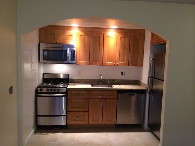 1st image of 1721 Q St APT 10