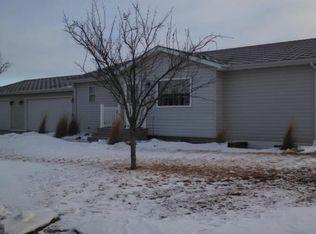 709 14th Ave SW, Jamestown, ND 58401