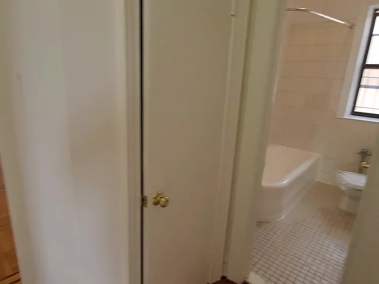 57 Avenue O #1D — Photo 27