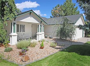 61455 Rock Bluff Ln, Bend, OR 97702