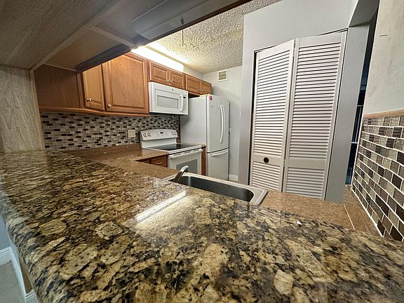 5th image of 610 Sea Pine Way #D1