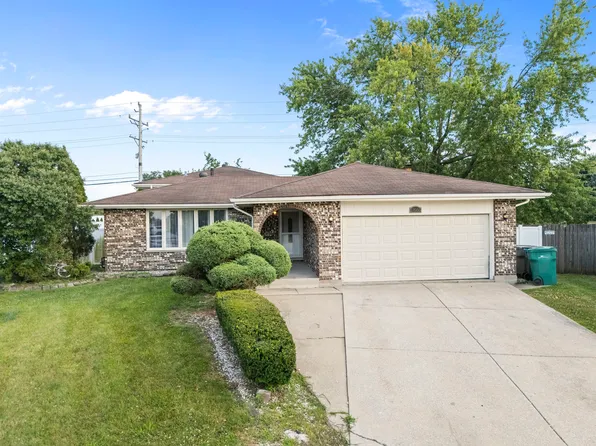 17055 Hickory Ct, Orland Hills, IL 60487