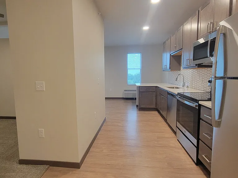Van Buren West — Photo 35