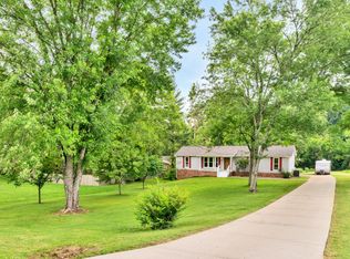 1109 Daniel Dr, Hendersonville, TN 37075