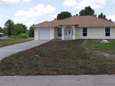 136 Parish Dr, Lehigh Acres, FL, 33974