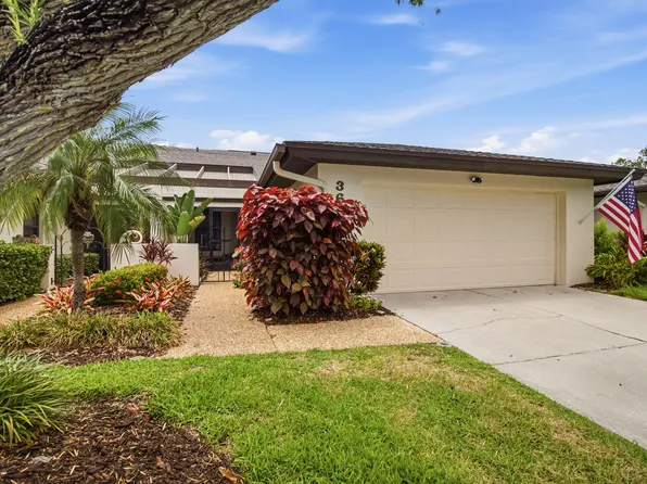 3689 Gleneagle Dr #14B, Sarasota, FL 34238