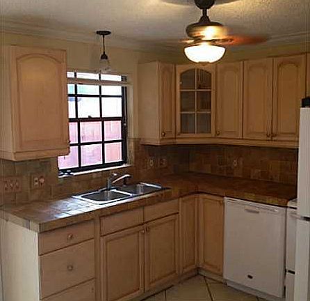 2nd image of 1712 NE 5th Ct