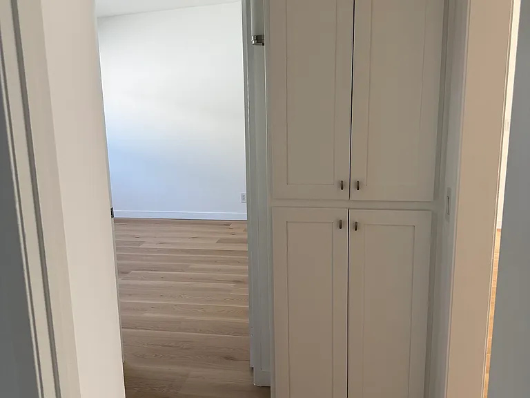 10746 Blix St #203 — Photo 15