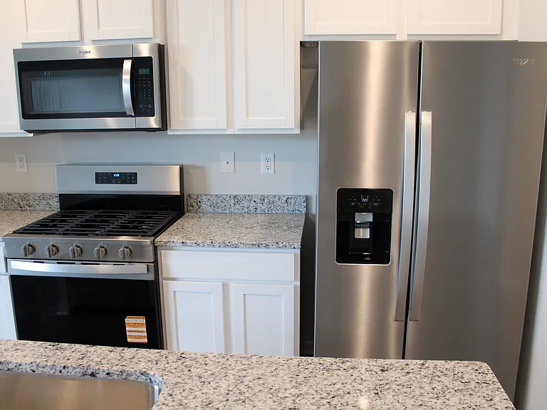 784 Grovebury Ct — Photo 9