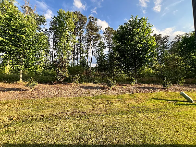 2563 Hutch Ln — Photo 4