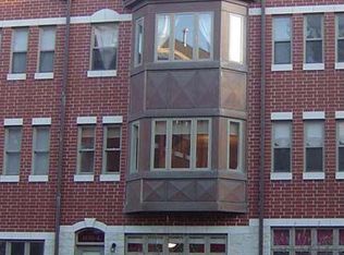 1830 S Calumet Ave #4, Chicago, IL 60616