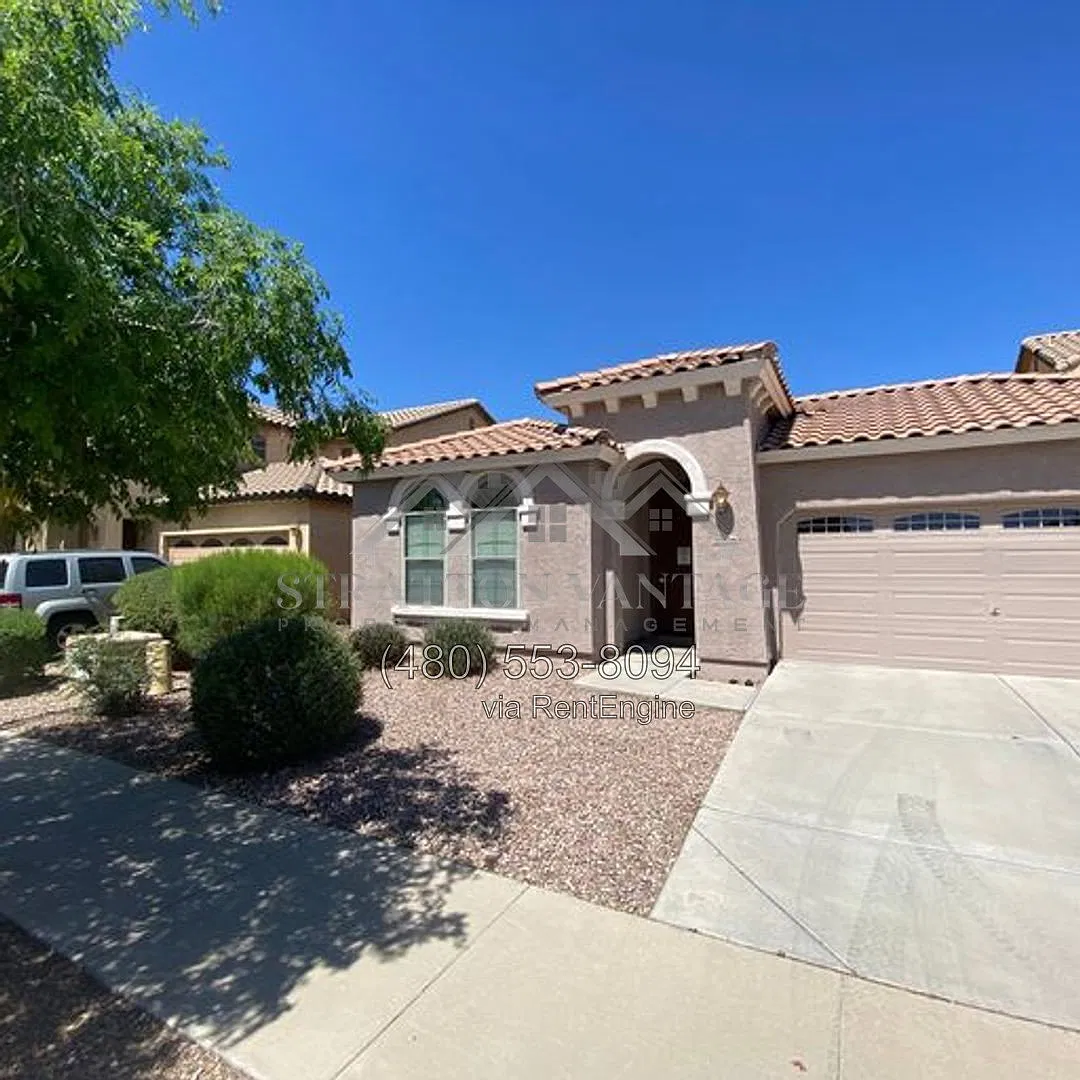 3 bed, 2.0 bath, 1294 sqft, $1,850 — Photo 2