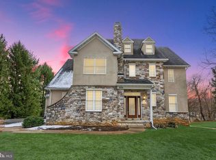 3074 Weaver Rd, Lititz, PA 17543